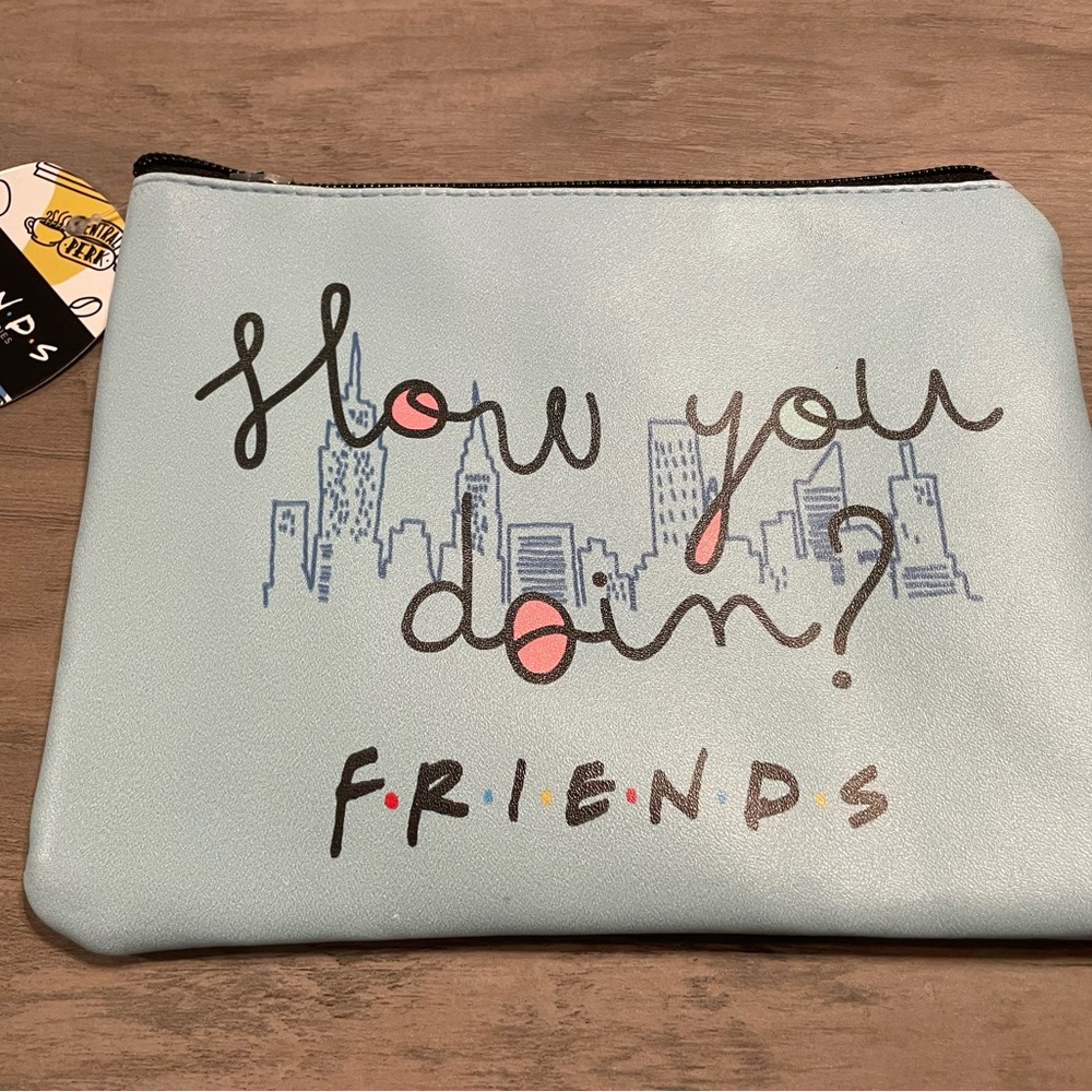 📺 💕Friends The TV Show Makeup Bag